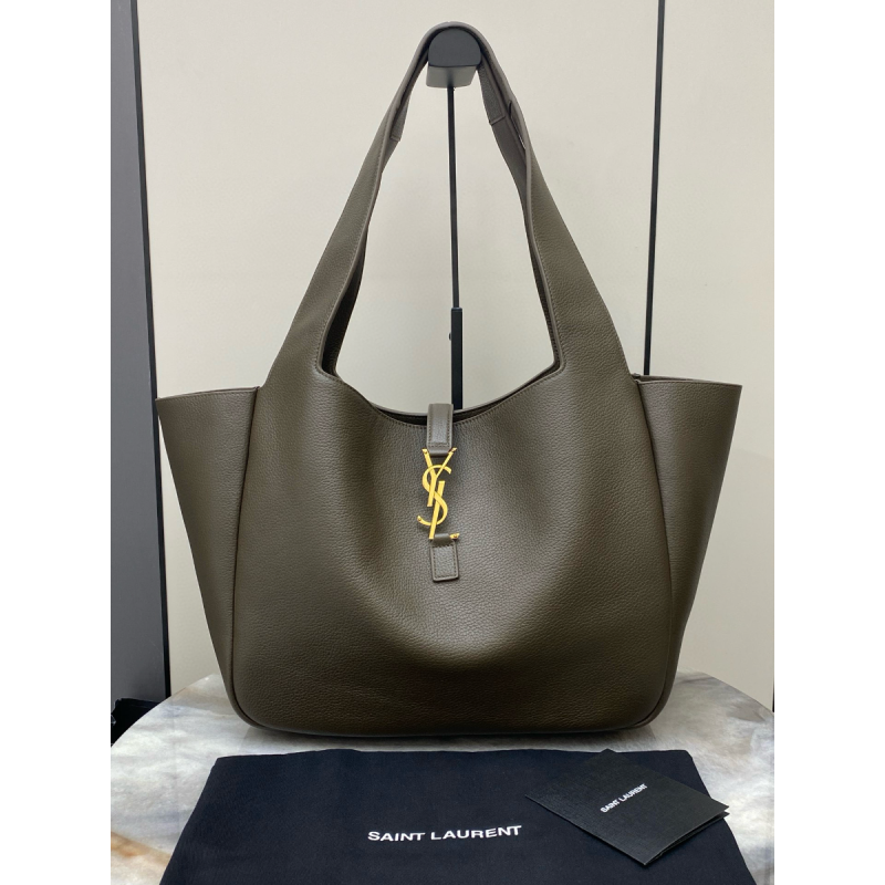 Le 5 à 7 BEA in pelle martellata