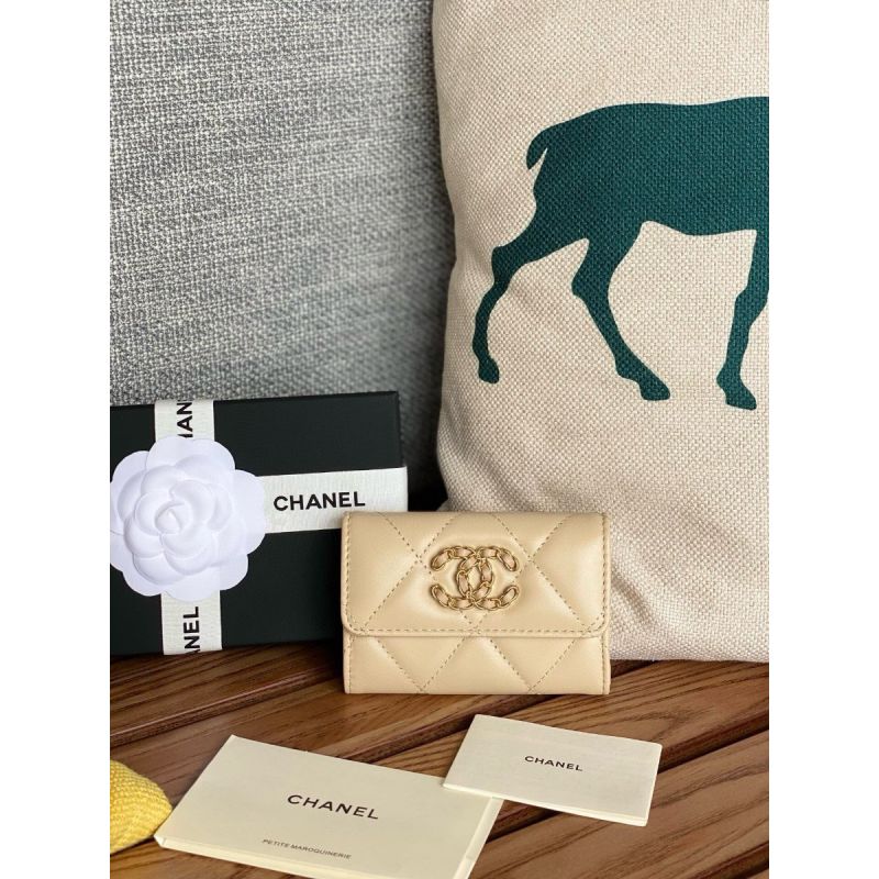 Chanel 19 Flap Card Holder
