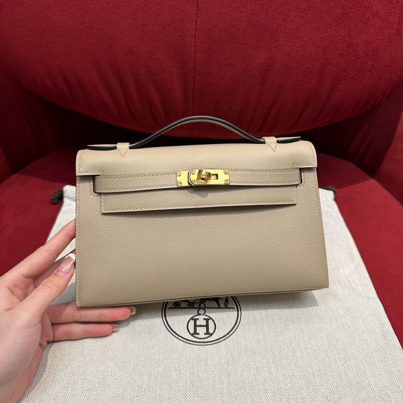 Hermes Kelly Pochette in Epsom Leather-Trench