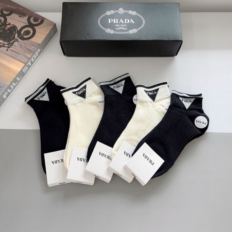 Prada socks ( 5 pairs)