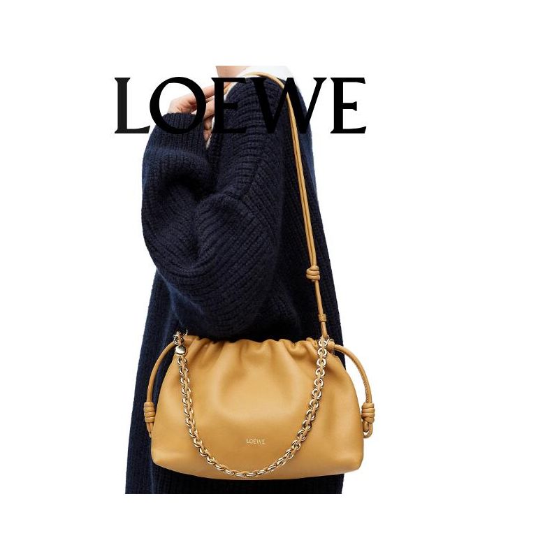 Loewe Medium Flamenco Purse in Nappa leather