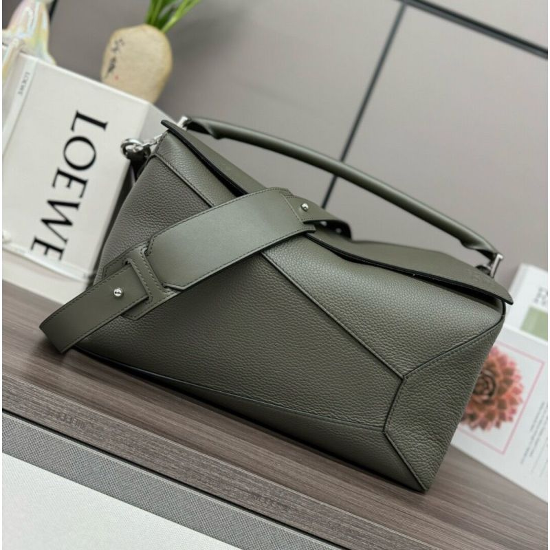 Loewe Large Puzzle bag in grained calfskin