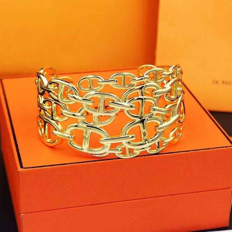 Hermes Cuff bracelet 